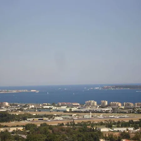 Apartment - Sleeps 4 - Parking - Pool - Sea Views Mandelieu
